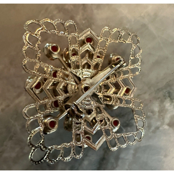 Vintage Faux Carved Coral Celluloid Floral Pin Gold Tone Filigree Brooch - Picture 3 of 3